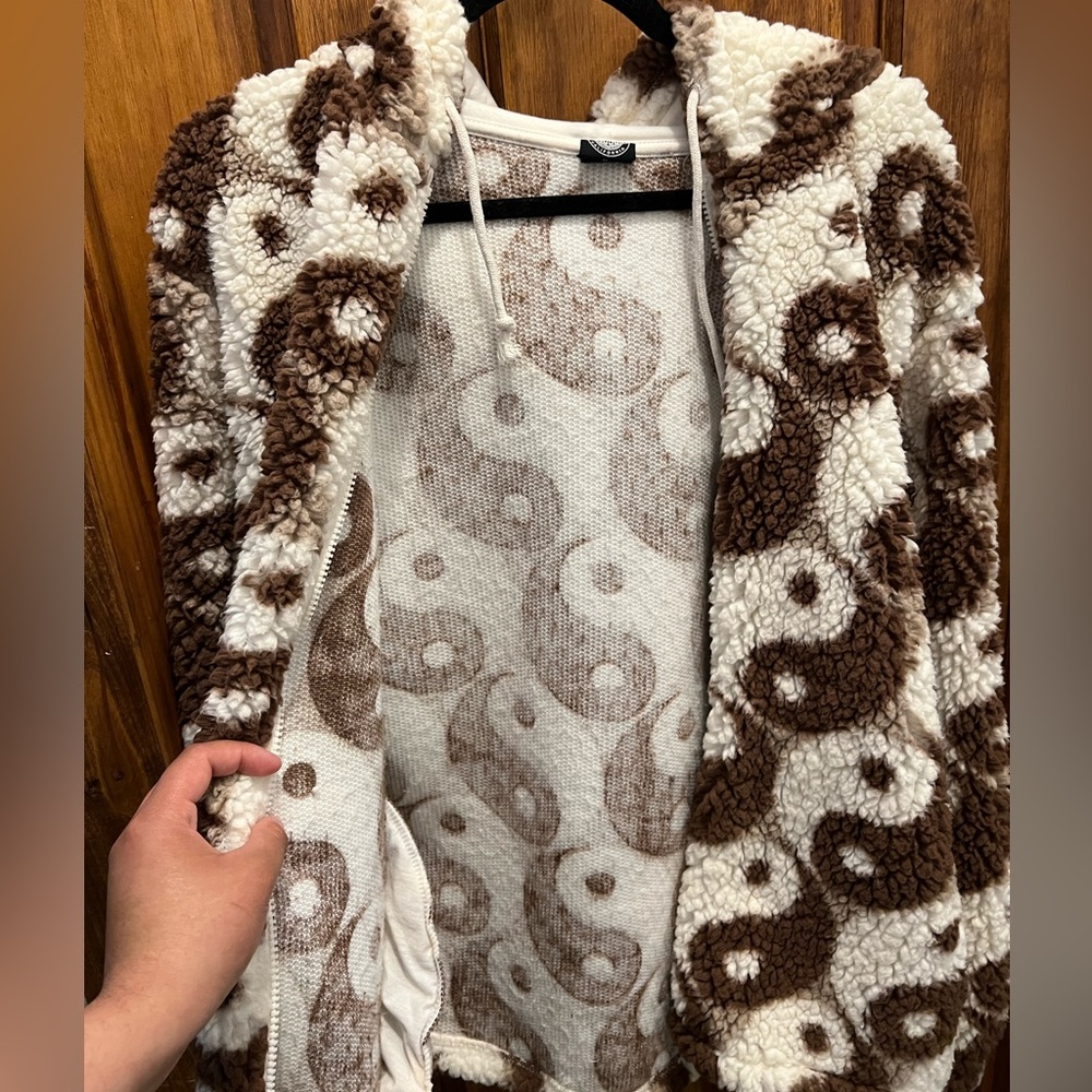 PacSun sweater. - Picture 3 of 4